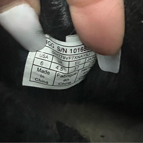 Ugg Mini Bailey Button Bling Boot Black Swarovski Crystal Button Womens - Picture 3 of 9